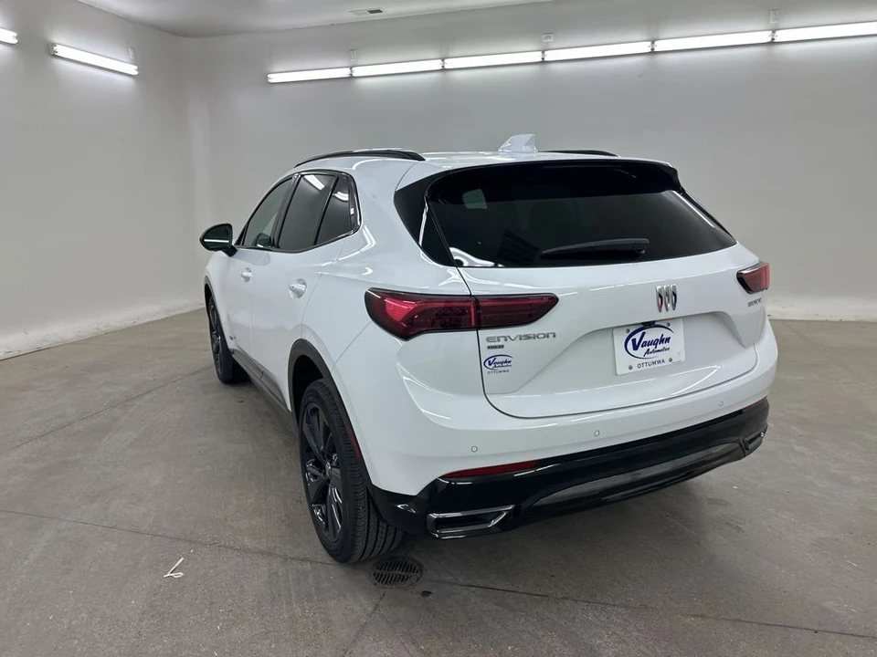 2026 Buick Envision - Image 7 of 12