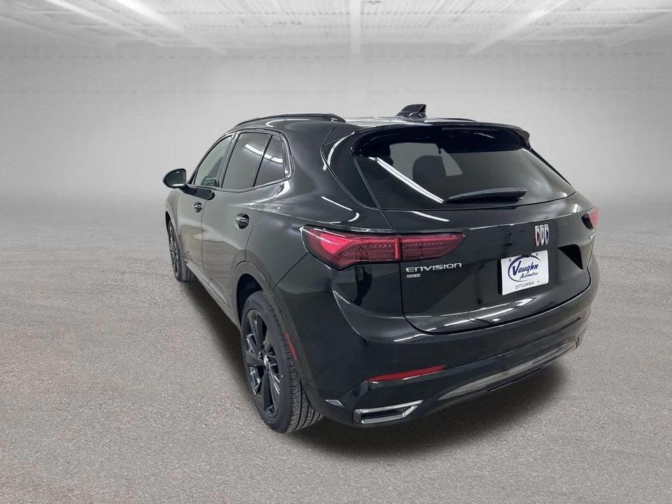 2026 Buick Envision - Image 8 of 12