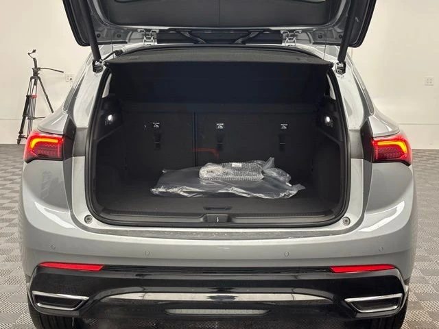 2026 Buick Envision - Image 9 of 12