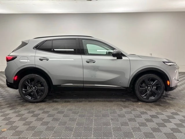 2026 Buick Envision - Image 6 of 12