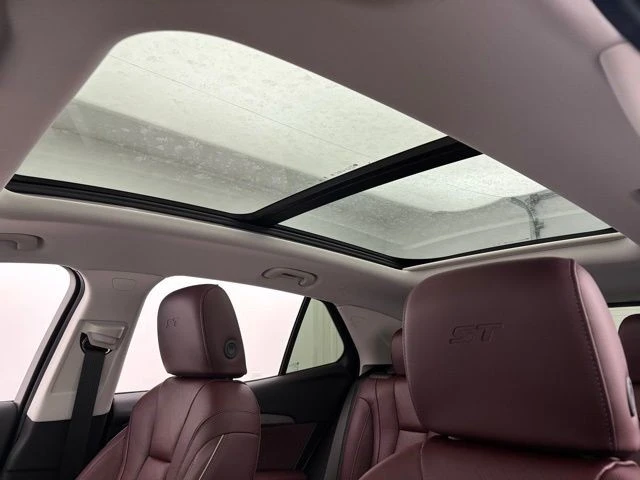 2026 Buick Envision - Image 4 of 12