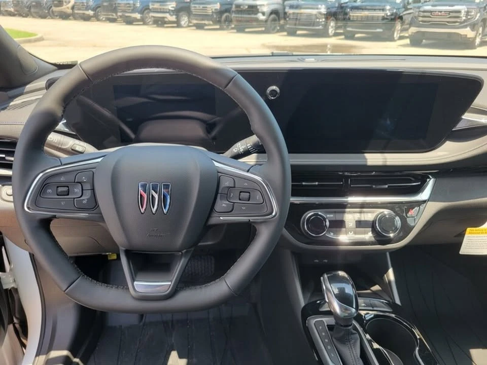 2026 Buick Envision - Image 13 of 16