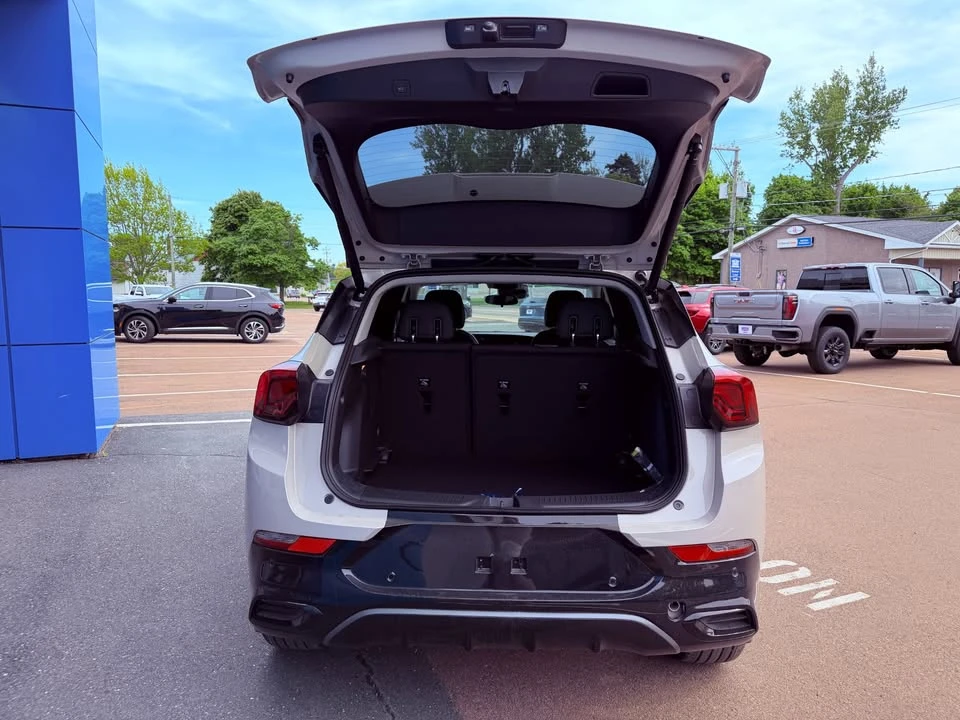 2026 Buick Encore GX - Image 7 of 17