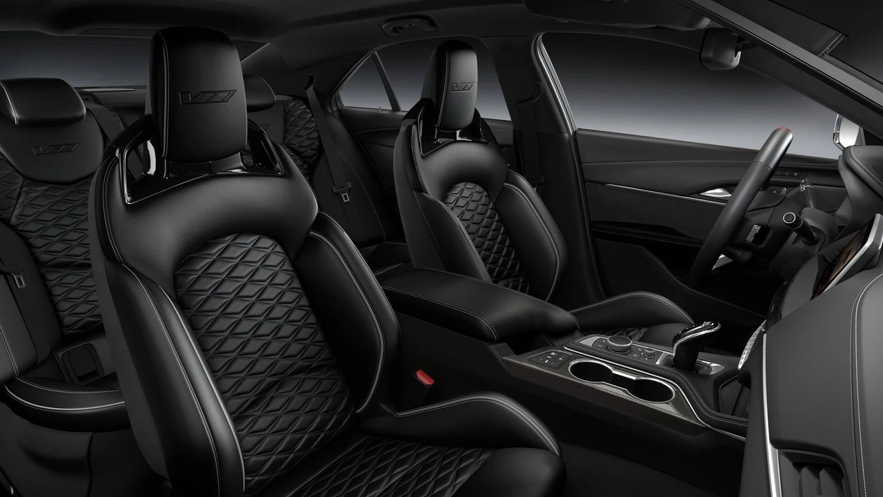 2026 Cadillac CT4-V Blackwing - Image 10 of 12