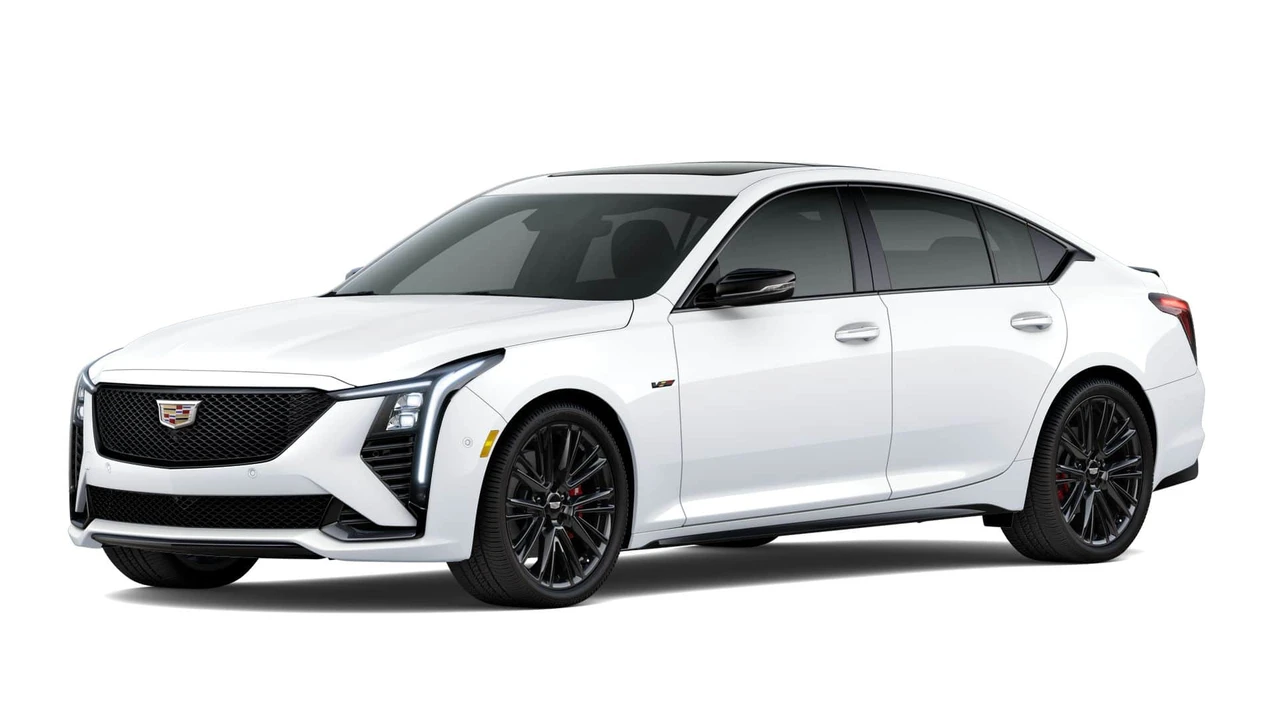 2026 Cadillac CT5-V - Image 25 of 31