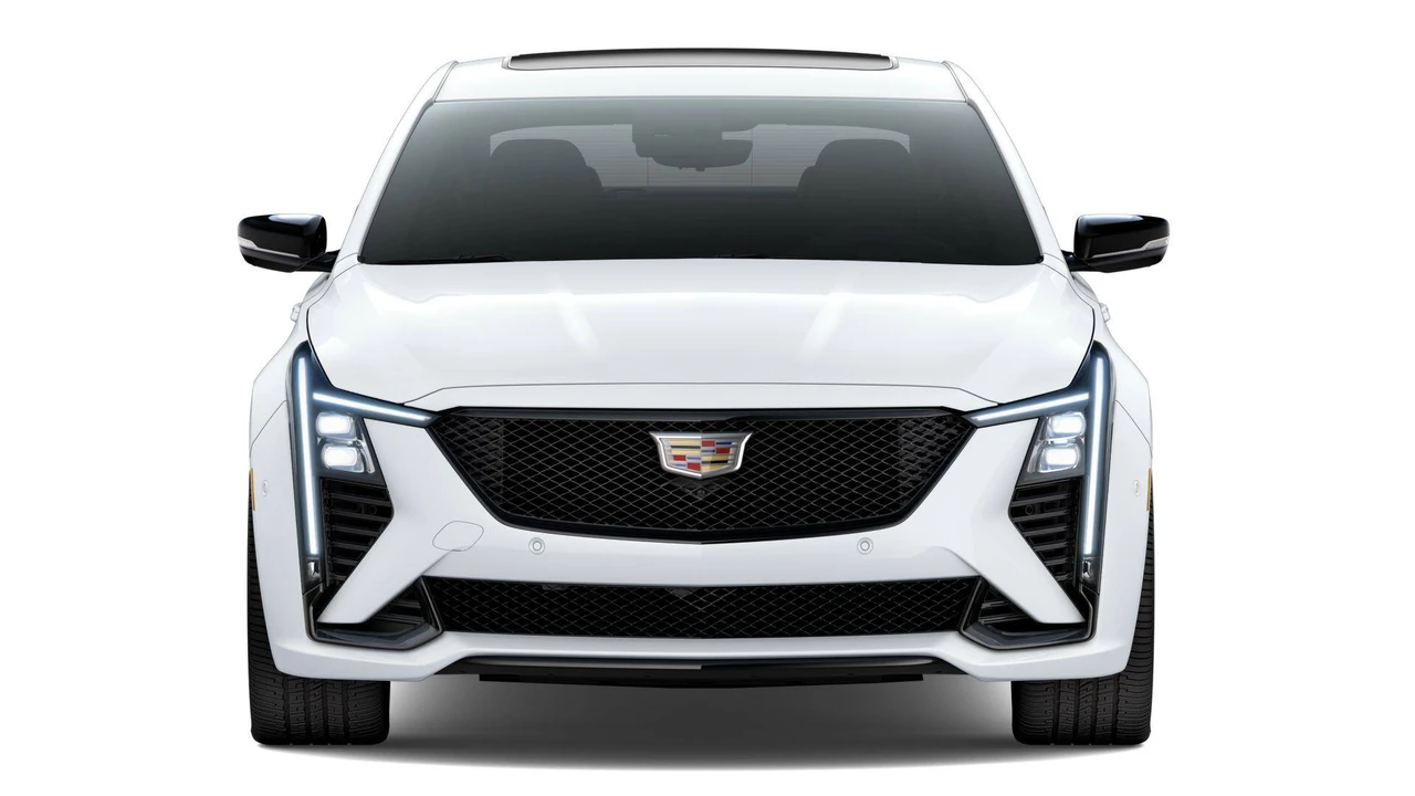 2026 Cadillac CT5-V - Image 26 of 31