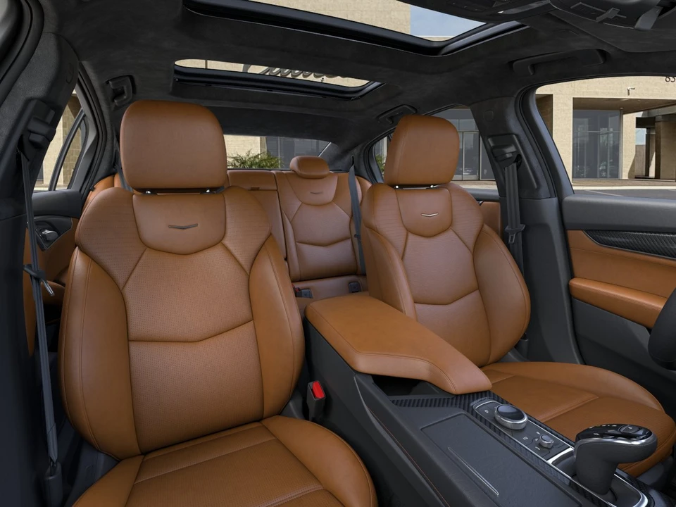 2026 Cadillac CT5-V - Image 16 of 31