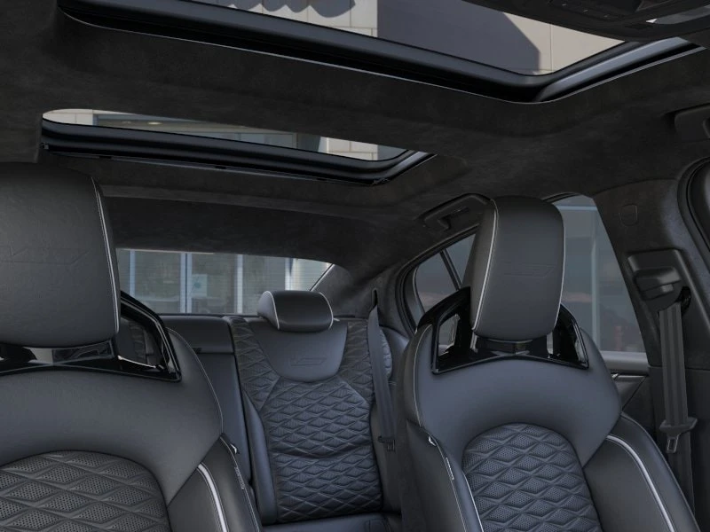 2026 Cadillac CT5-V - Image 24 of 31