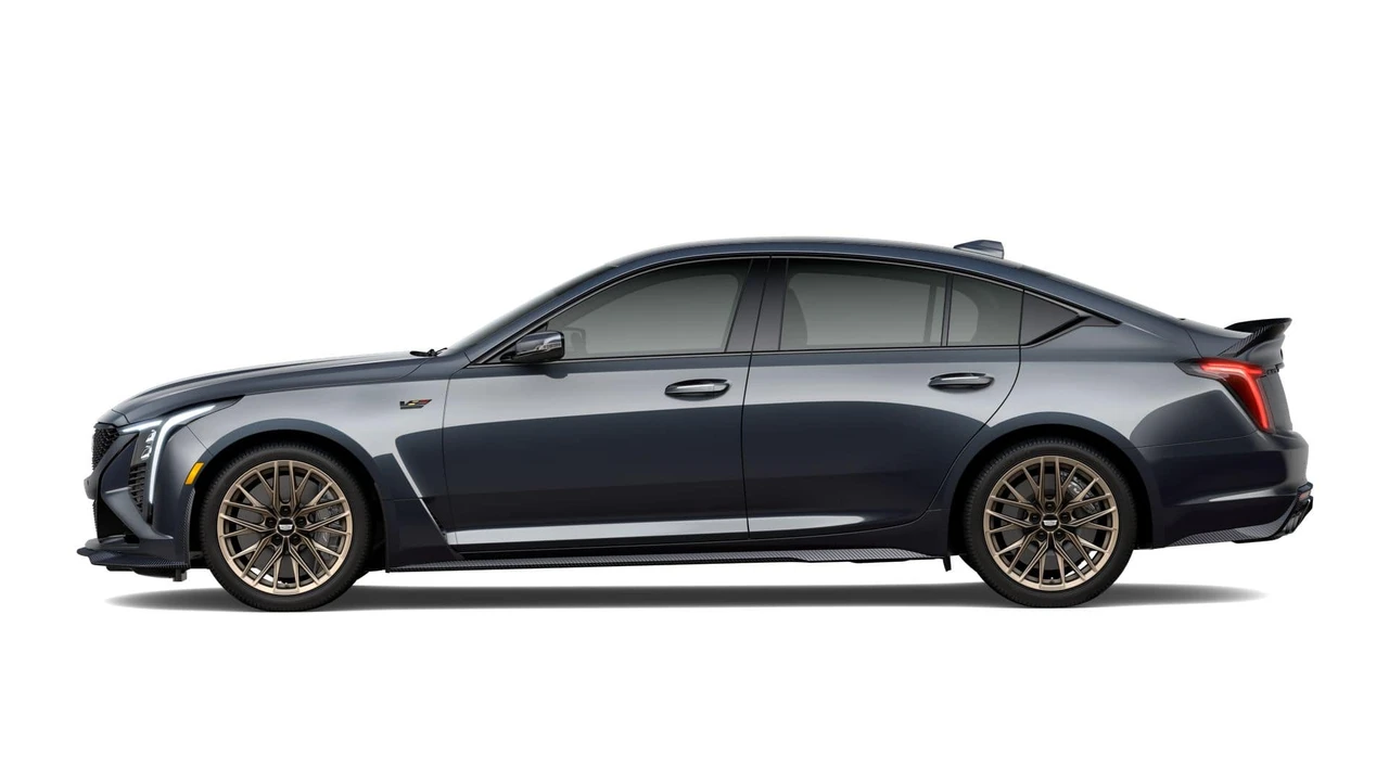 2026 Cadillac CT5-V Blackwing - Image 27 of 31