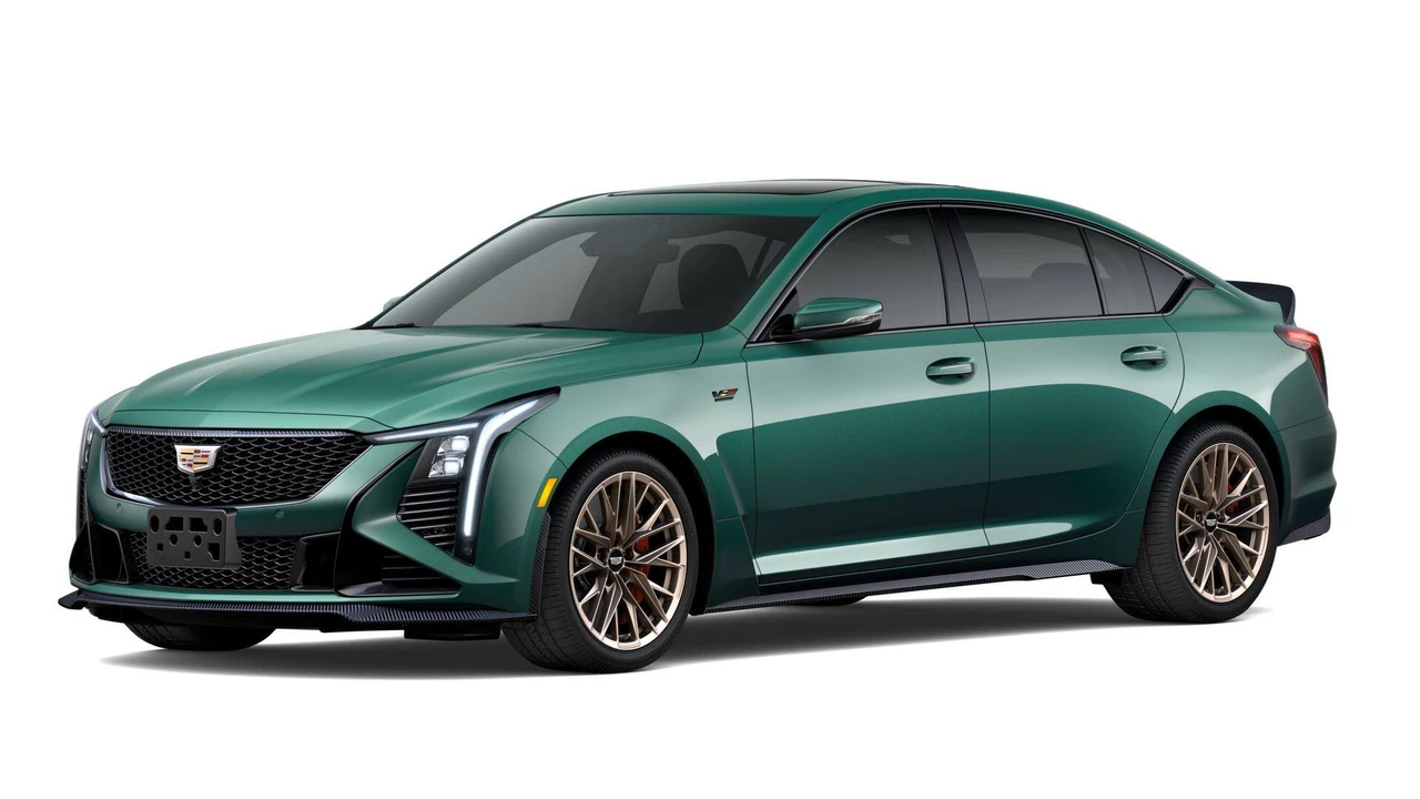 2026 Cadillac CT5-V Blackwing - Image 25 of 31