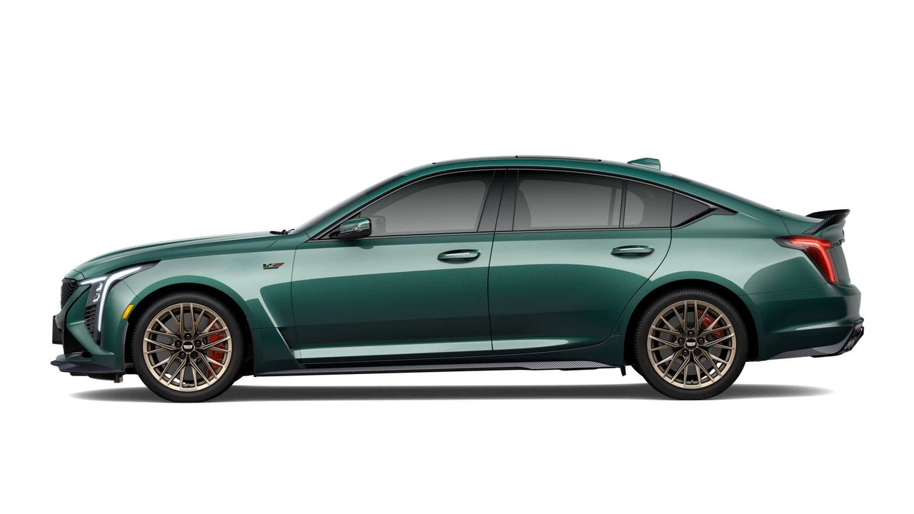 2026 Cadillac CT5-V Blackwing - Image 27 of 31