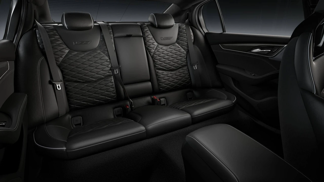 2026 Cadillac CT5-V Blackwing - Image 10 of 11