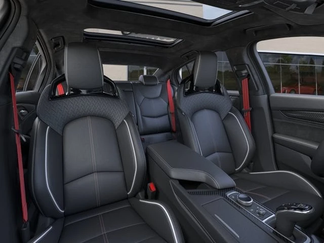 2026 Cadillac CT5-V Blackwing - Image 18 of 31