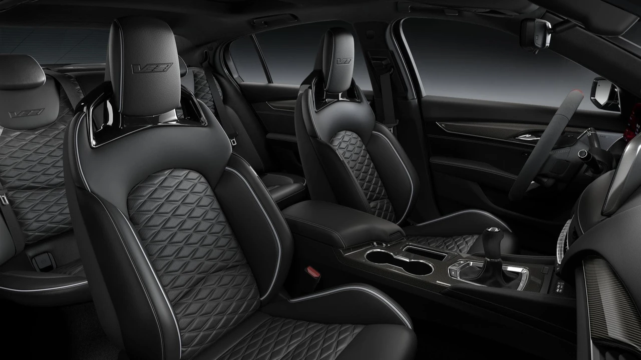 2026 Cadillac CT5-V Blackwing - Image 9 of 11