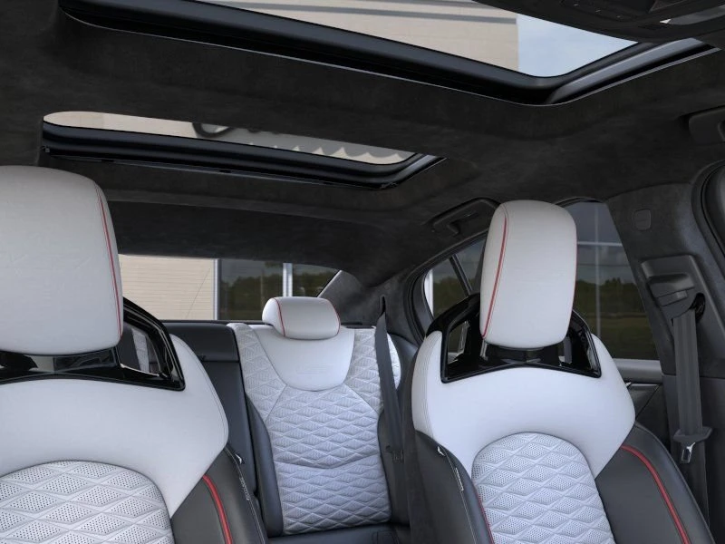 2026 Cadillac CT5-V Blackwing - Image 24 of 31