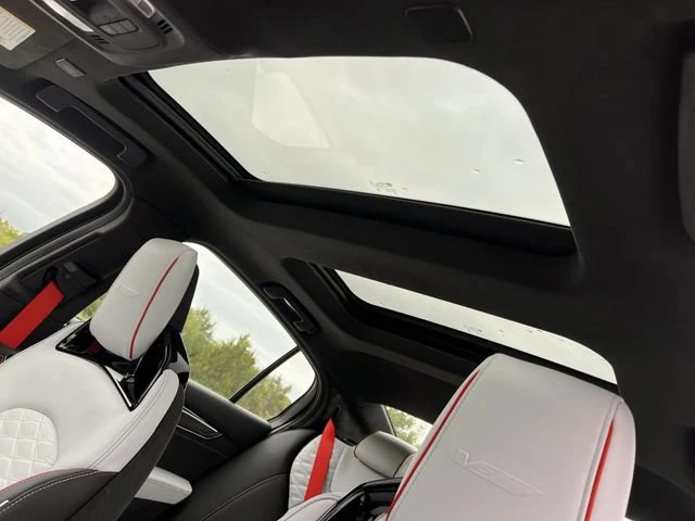 2026 Cadillac CT5-V Blackwing - Image 19 of 31