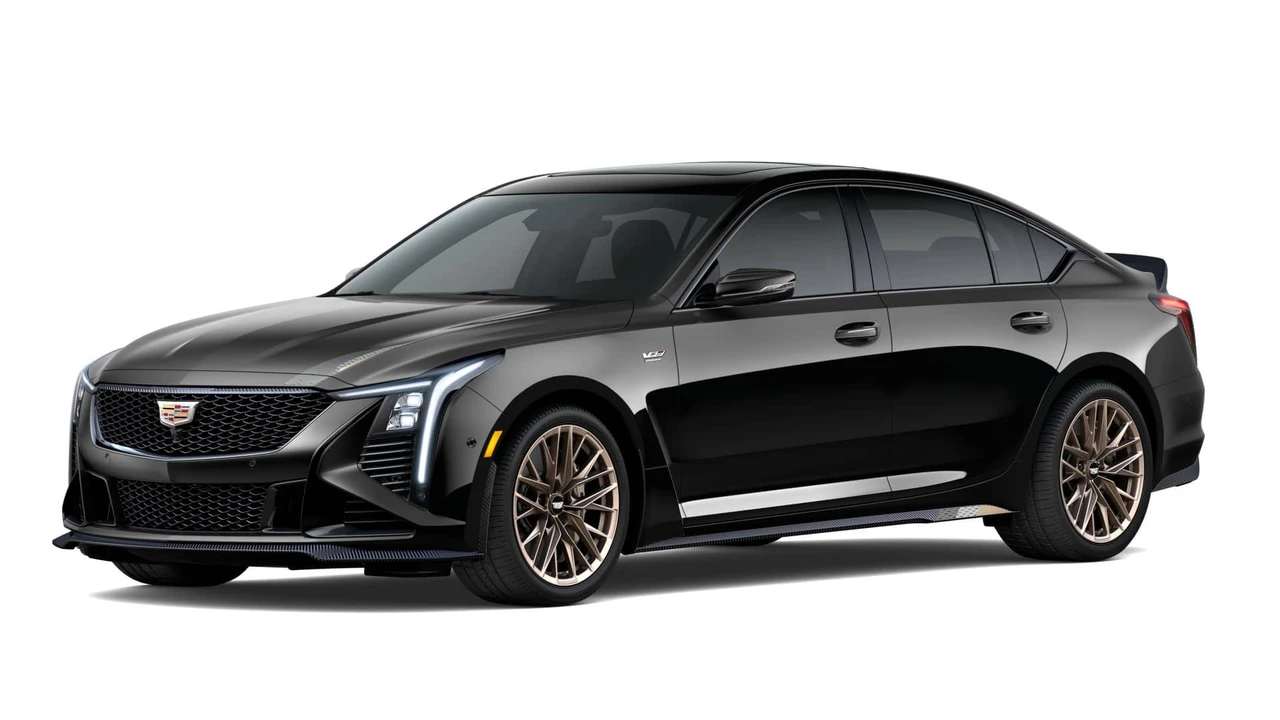 2026 Cadillac CT5-V Blackwing - Image 25 of 31