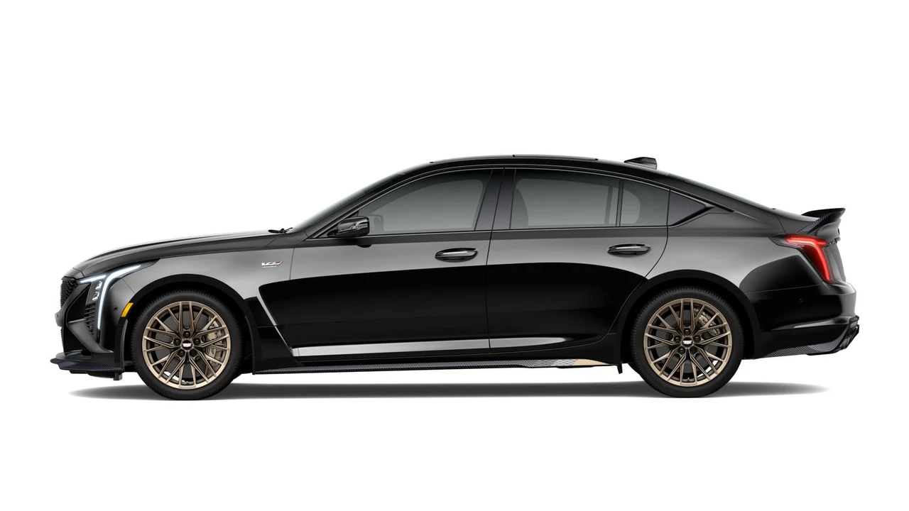 2026 Cadillac CT5-V Blackwing - Image 27 of 31