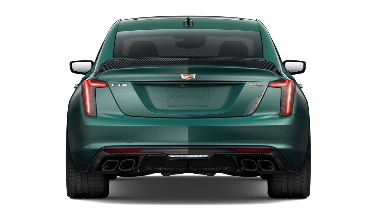 2026 Cadillac CT5-V Blackwing - Image 28 of 31