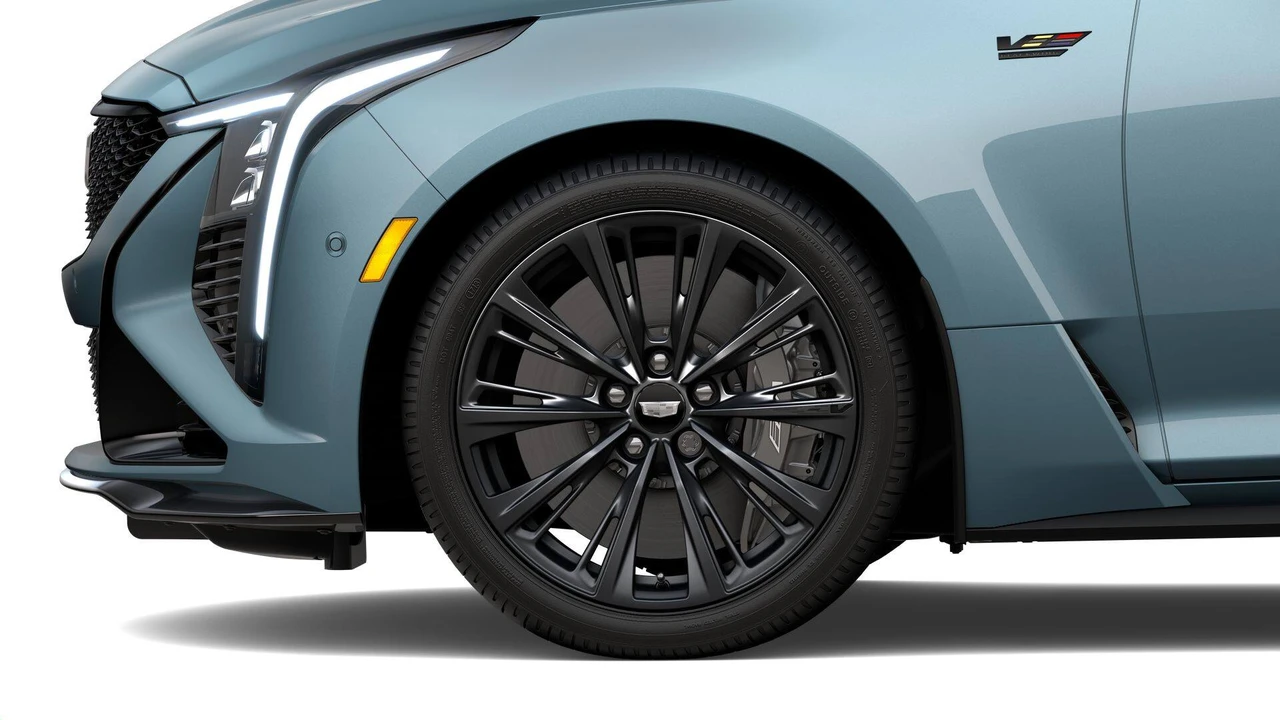 2026 Cadillac CT5-V Blackwing - Image 8 of 12