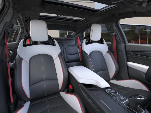 2026 Cadillac CT5-V Blackwing - Image 18 of 31