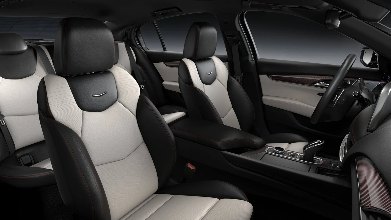 2026 Cadillac CT5-V - Image 9 of 11