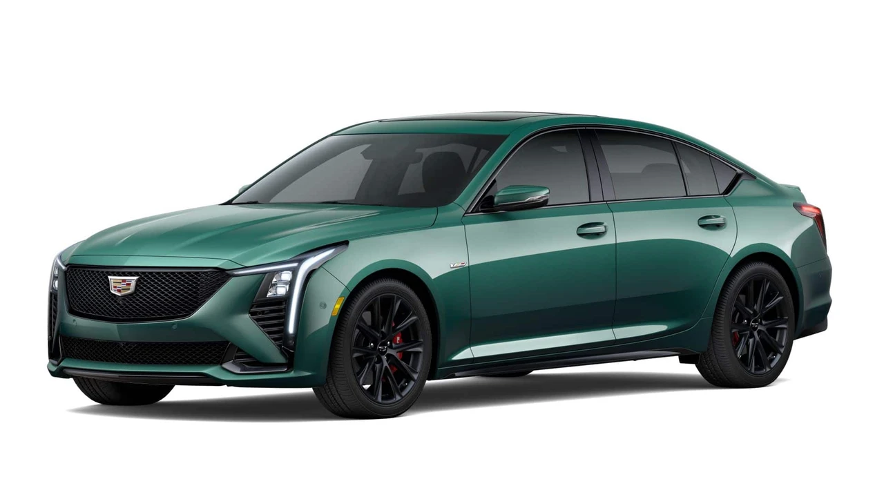 2026 Cadillac CT5-V - Image 25 of 31