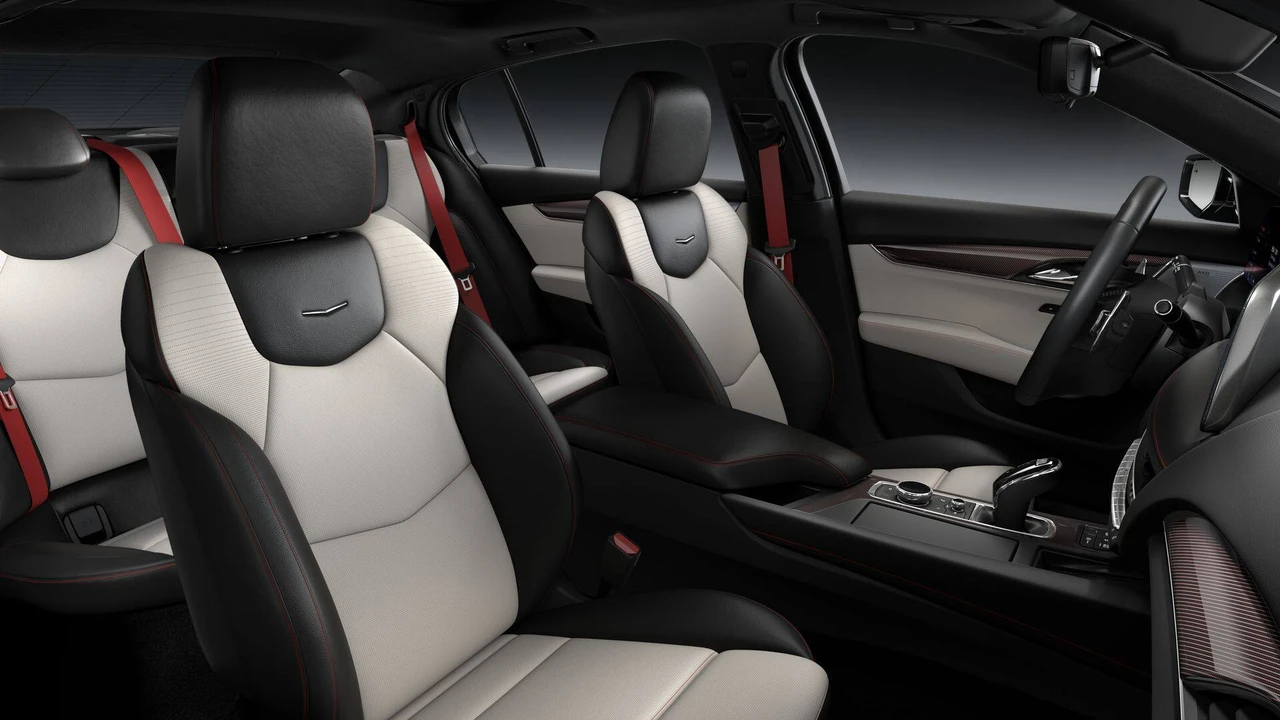 2026 Cadillac CT5-V - Image 9 of 11