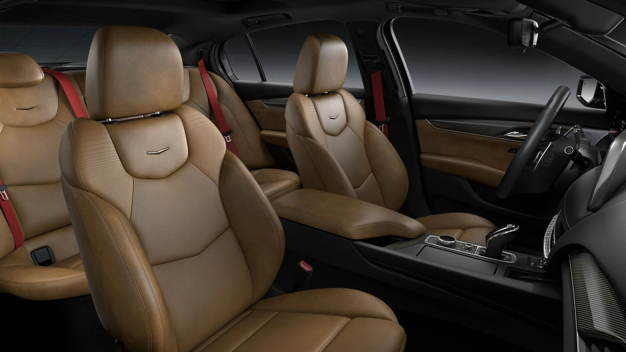 2026 Cadillac CT5-V - Image 9 of 11