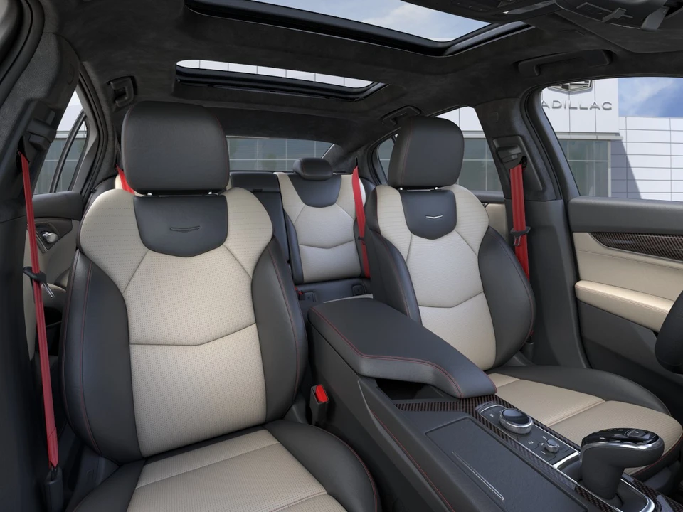 2026 Cadillac CT5-V - Image 16 of 31