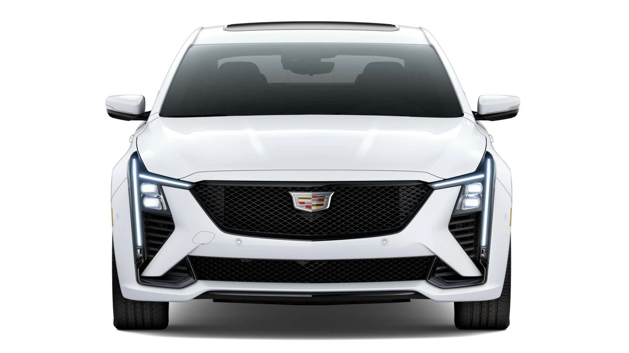 2026 Cadillac CT5-V - Image 26 of 31