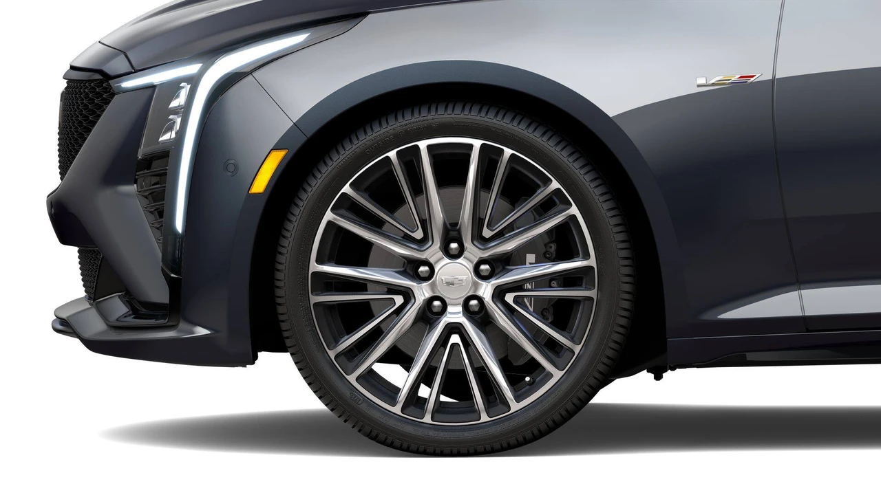 2026 Cadillac CT5-V - Image 7 of 11