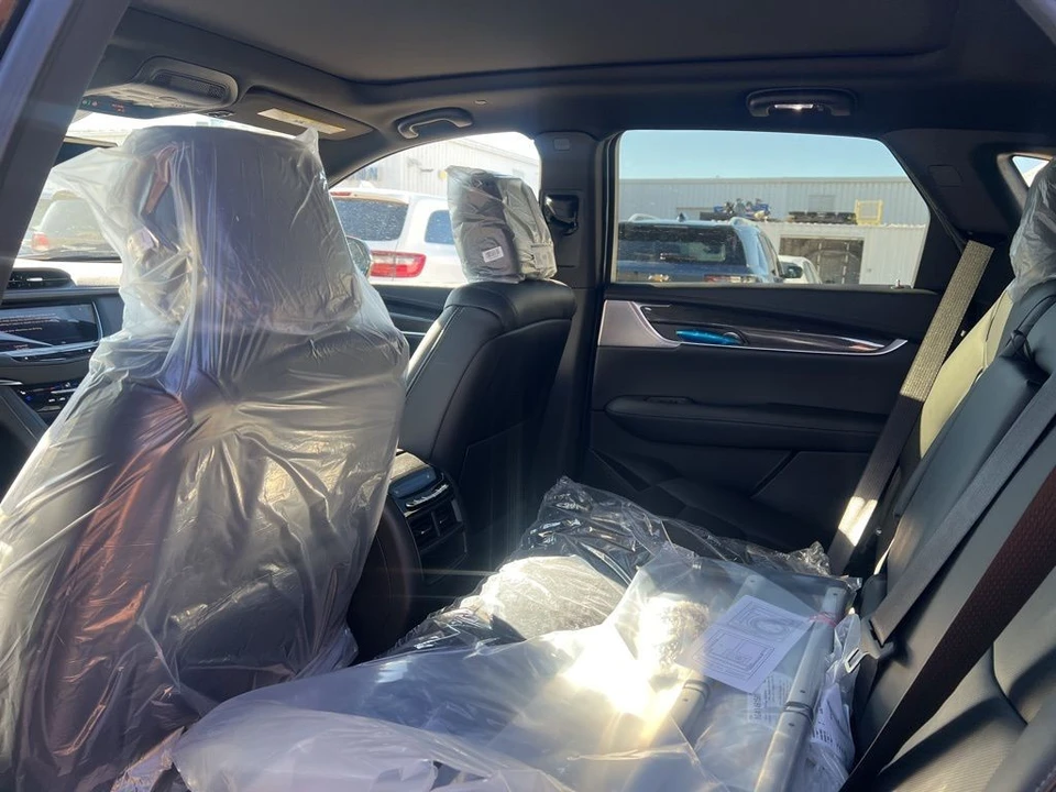 2026 Cadillac XT5 - Image 7 of 11