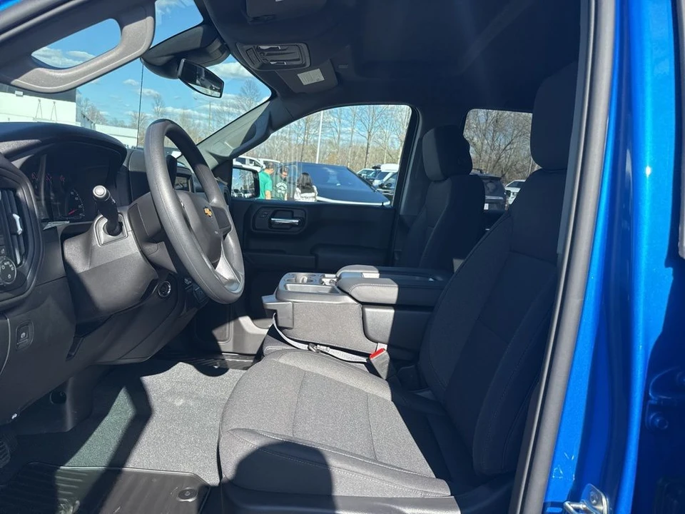 2026 Chevrolet Silverado 4th Gen - Image 9 of 21