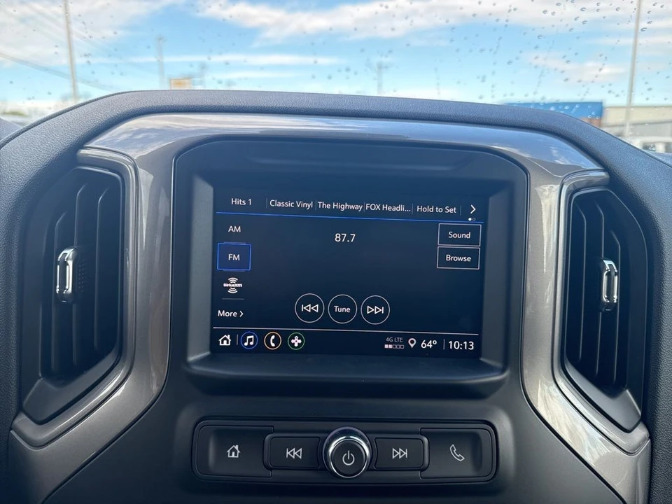 2026 Chevrolet Silverado 4th Gen - Image 18 of 21