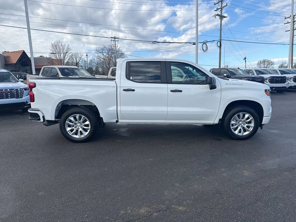 2026 Chevrolet Silverado 4th Gen - Image 6 of 21