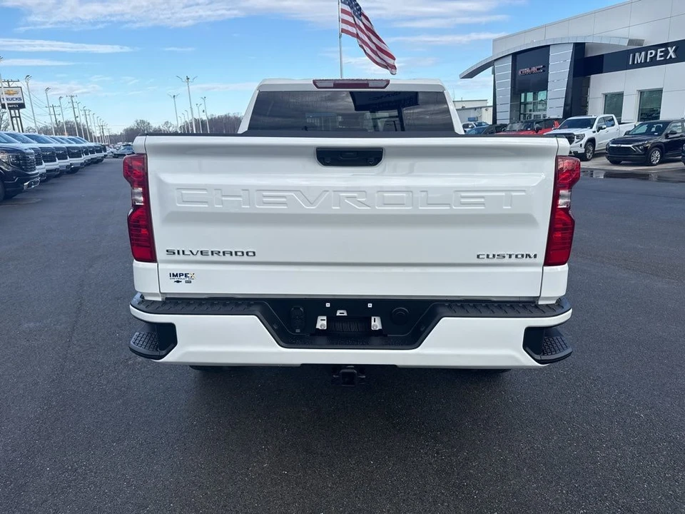 2026 Chevrolet Silverado 4th Gen - Image 4 of 21