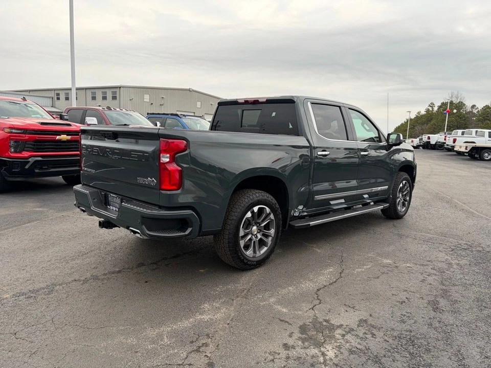 2026 Chevrolet Silverado 4th Gen - Image 4 of 21