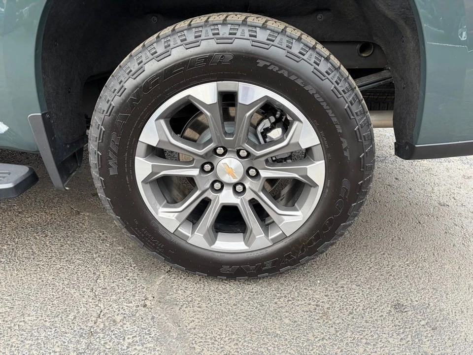 2026 Chevrolet Silverado 4th Gen - Image 14 of 21