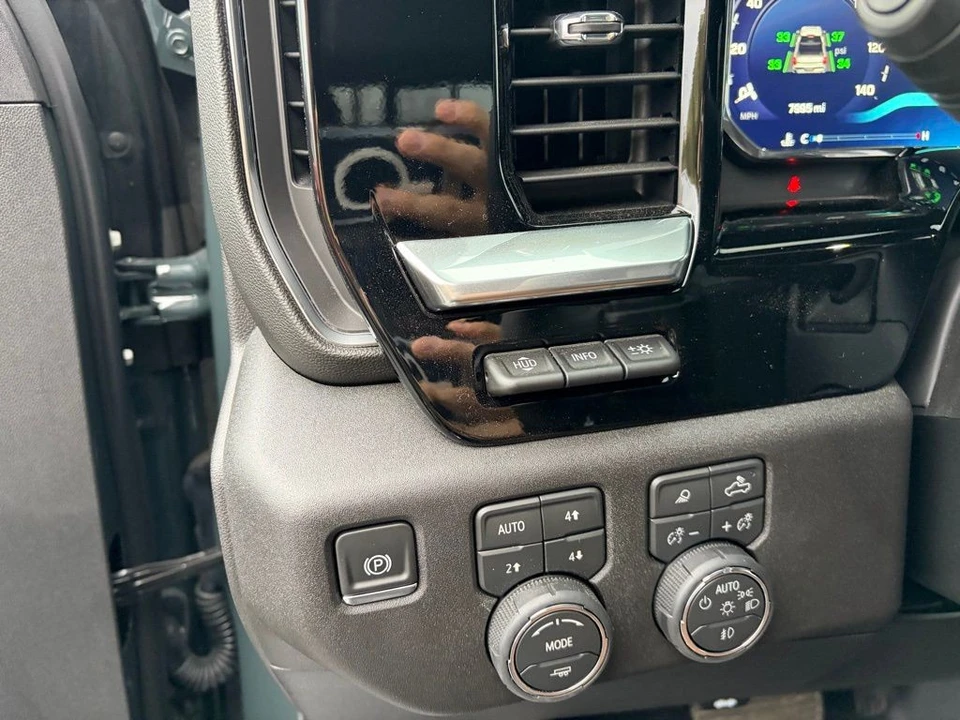 2026 Chevrolet Silverado 4th Gen - Image 18 of 21