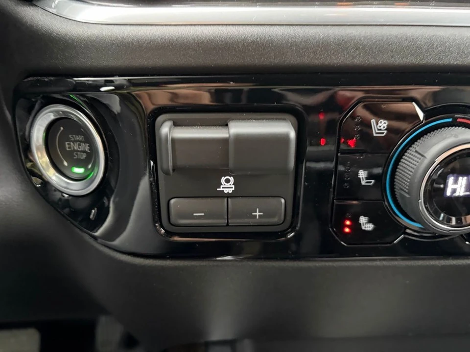 2026 Chevrolet Silverado 4th Gen - Image 20 of 21