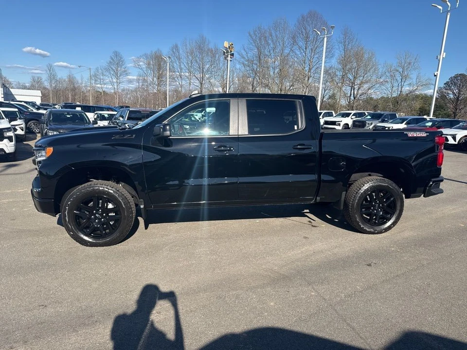 2026 Chevrolet Silverado 4th Gen - Image 2 of 21