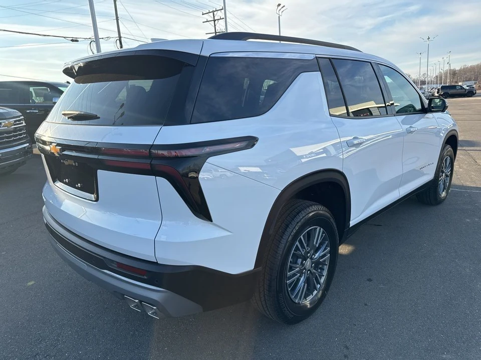 2026 Chevrolet Traverse - Image 5 of 21