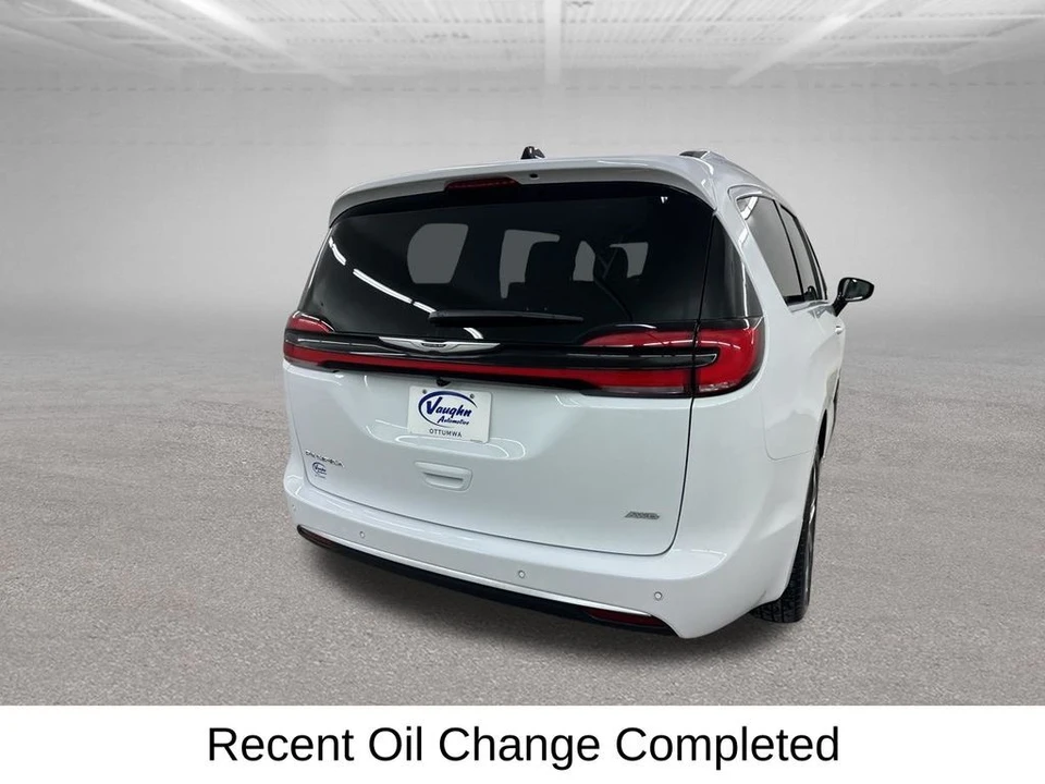2026 Chrysler - Image 11 of 21