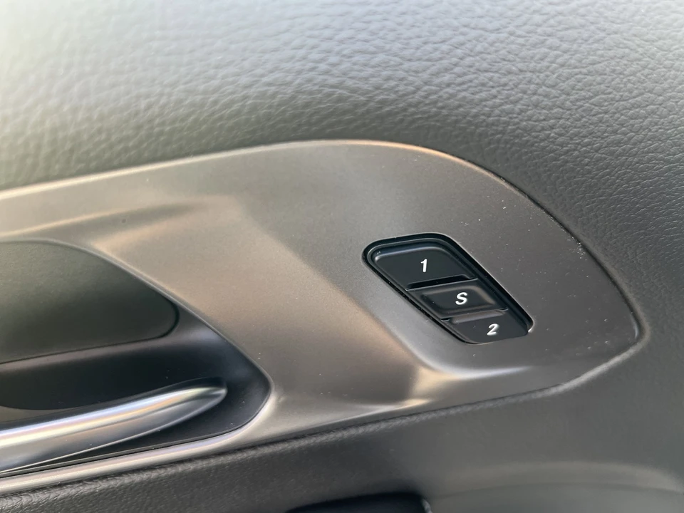 2026 Chrysler - Image 15 of 25