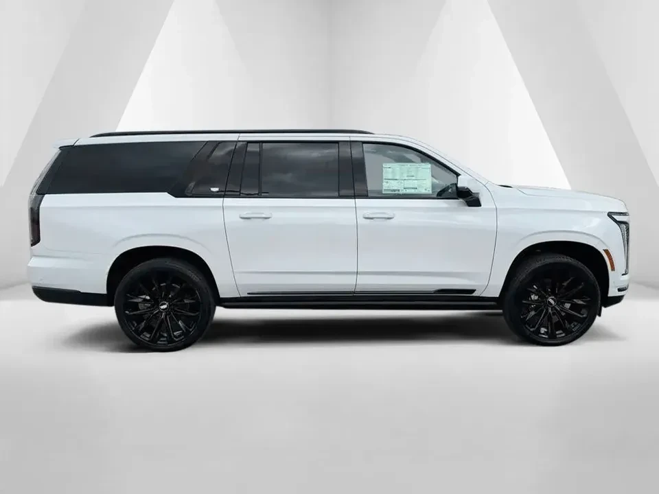 2026 Cadillac Escalade 5th Gen - Image 5 of 18