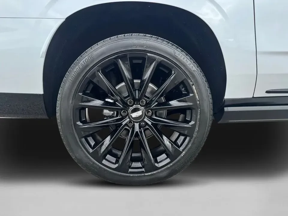 2026 Cadillac Escalade 5th Gen - Image 9 of 18