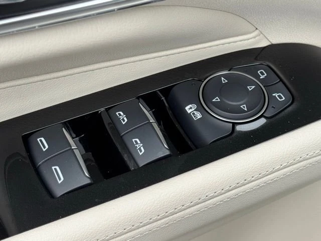 2026 Cadillac CT4 - Image 17 of 20