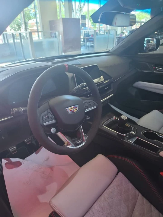 2026 Cadillac CT4-V Blackwing - Image 4 of 9