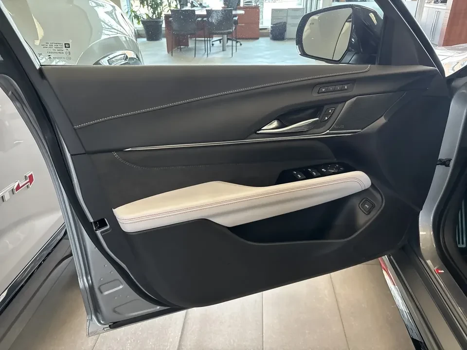 2026 Cadillac CT4-V Blackwing - Image 5 of 11